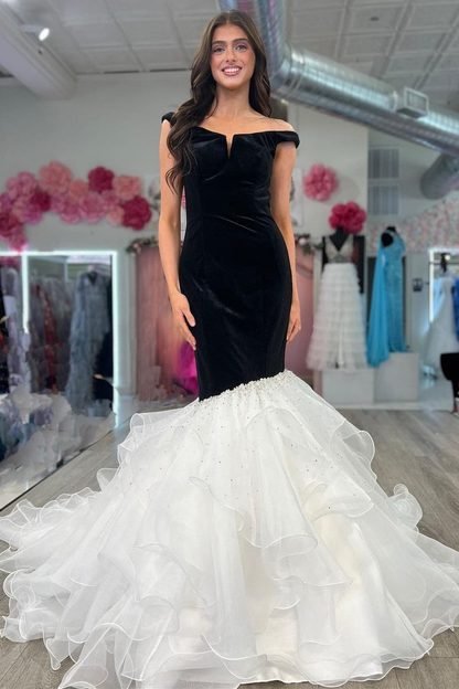 Robe de soirée trompette multicouche en velours noir à épaules dénudées J5053