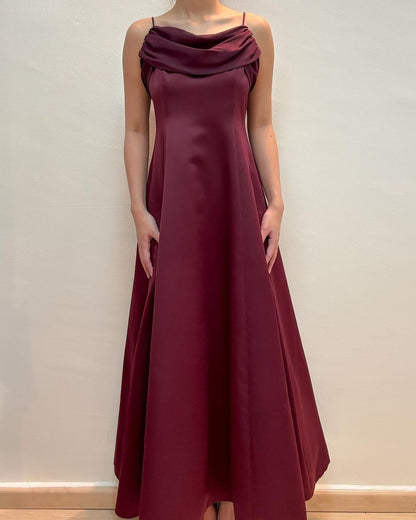 Burgunderrotes langes Ballkleid in A-Linie mit Rüschen, formelles Partykleid J5154