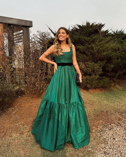 Robe de bal longue en satin vert coupe trapèze, élégante robe d'invitée de mariage J5165