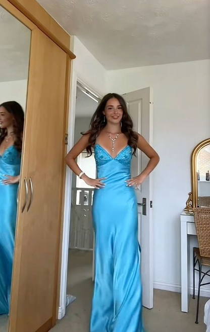 V-Ausschnitt Spaghetti Memriad Langes Ballkleid Blaues Abendkleid J5362