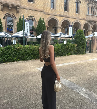 Robe de soirée longue noire sans bretelles J5609 