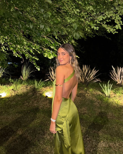 Robe de bal longue verte dos nu en satin J5615 