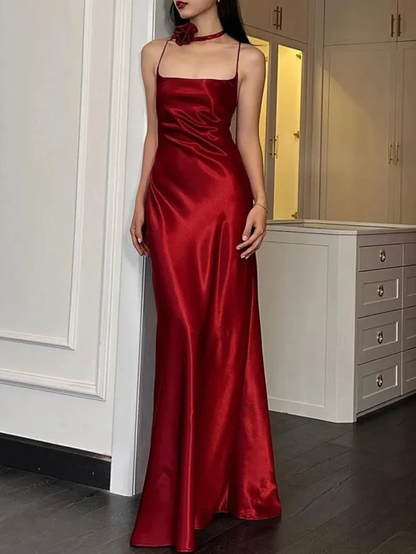 Robe de bal rouge trapèze à bretelles spaghetti et dos nu, longueur au sol, J5725 