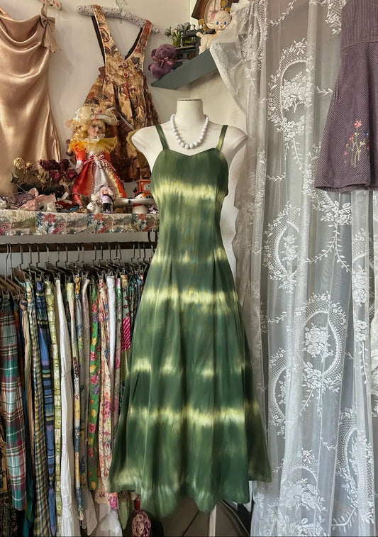 Robe d'été verte trapèze, robe d'invitée de mariage simple, J6677