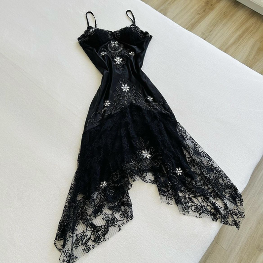 A Line Black Lace Prom Dress Beaded Formal Evening Dress J8695