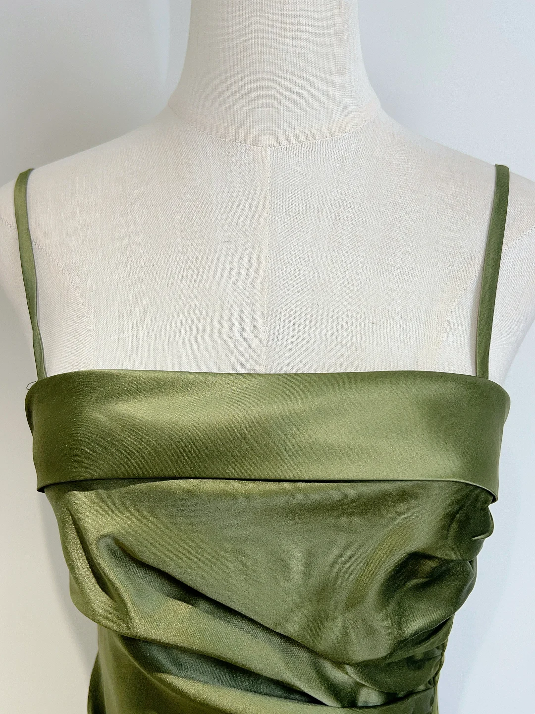 A Line Green Long Prom Dress Ruffle Evening Gowns J8706