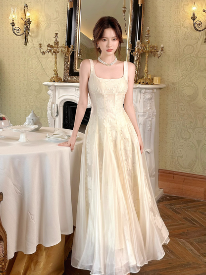 French-style Printed Spaghetti Straps Square-neck Birthday Dress L73